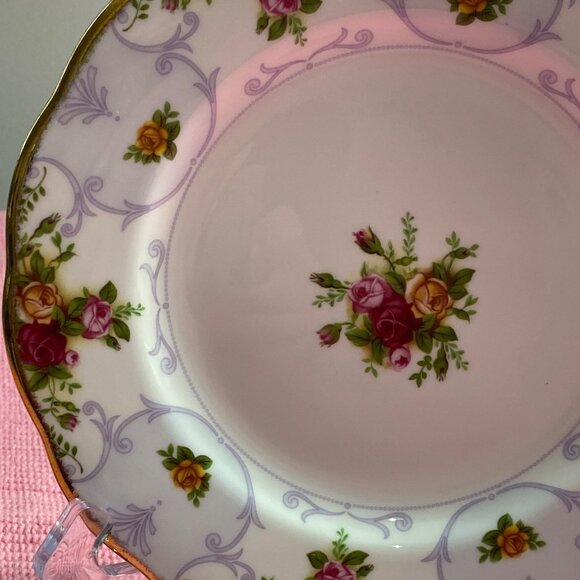 VTG Royal Albert Rose Cameo Violet Salad Dessert Plate Bone China 2003 England 8 - Picture 4 of 9